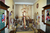 В  зале восточно-славянской традиционной куклы находятся экспонаты, выполненные по этнографическим образцам.