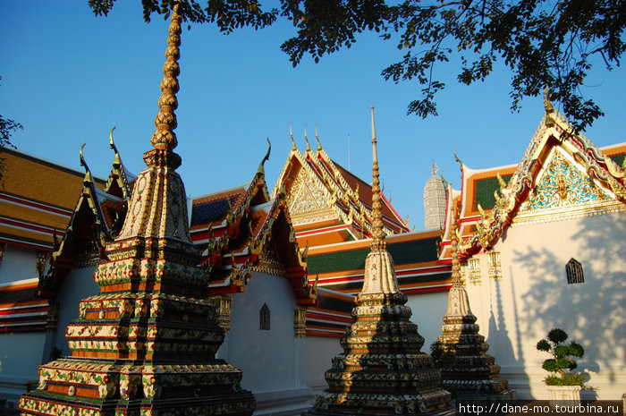 Ват Пхо Бангкок, Таиланд