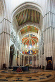 Внетреннее убранство Кафедрального собора Мадрида