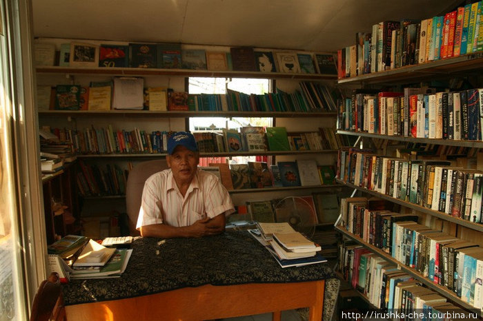 Книжный магазин Косила / Kosila Bookshop