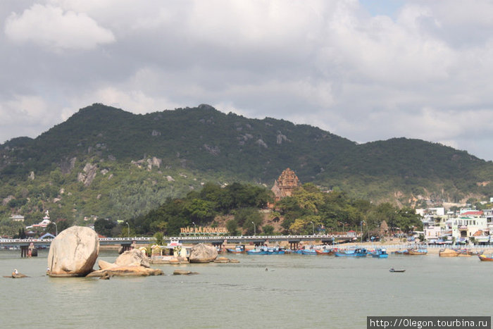 Отсюда открывается вид на культурно-историческую часть города Нячанг, Вьетнам