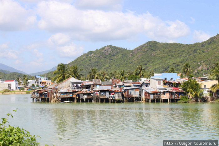 Деревня на реке, на сваях Нячанг, Вьетнам