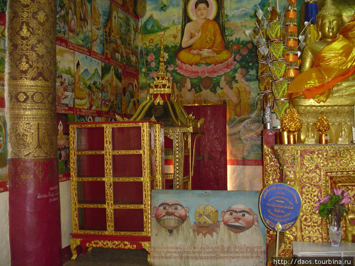 Wat Aham - странный храм со сложными фресками Луанг-Прабанг, Лаос