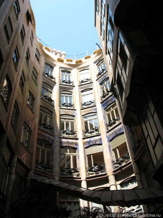 Casa Batllo,Casa Mila,Sagrada Familia Барселона, Испания