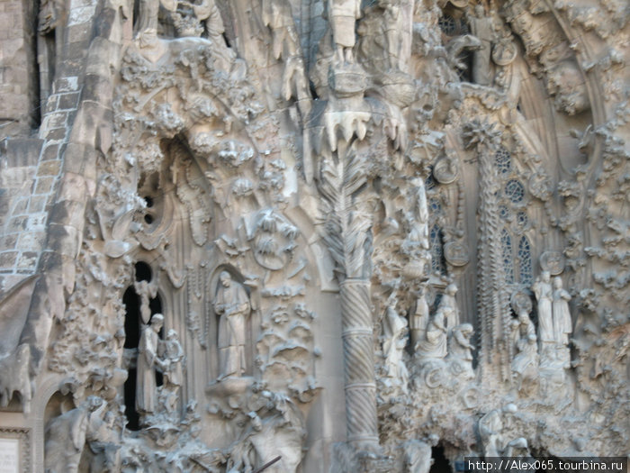 Casa Batllo,Casa Mila,Sagrada Familia Барселона, Испания