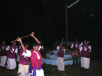 Танец непальских мальчиков.
