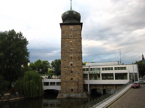 Водяная башня / Vltava Water Tower & Mánes Gallery