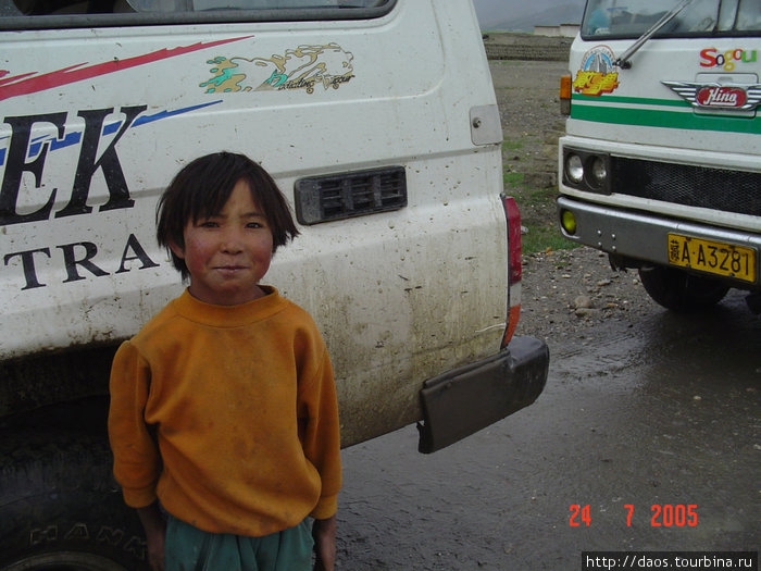 Тибет.День 3: Лхадзе - Шигадзе через Джонанг Шигатзе, Китай