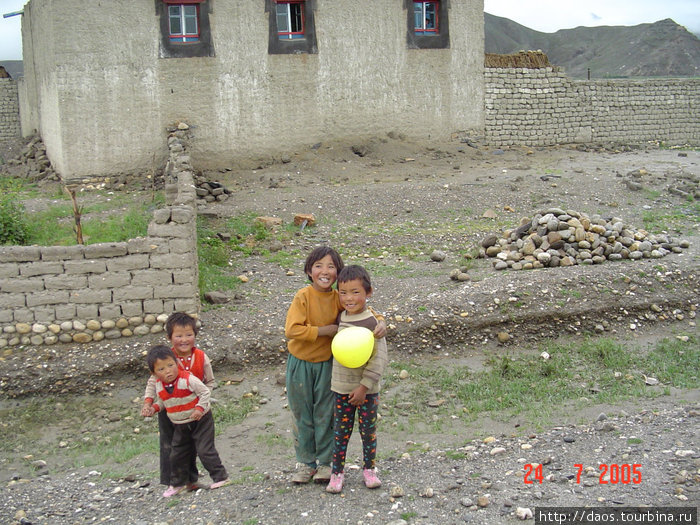 Тибет.День 3: Лхадзе - Шигадзе через Джонанг