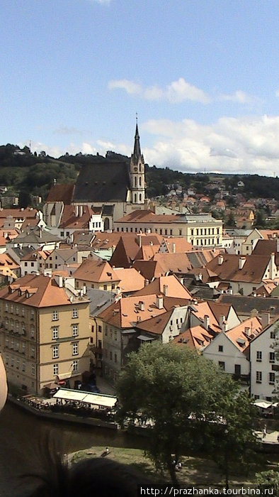 Крумлов — вид с замка на город... Прага, Чехия