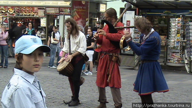 Музыканты на улицах Праги! Прага, Чехия