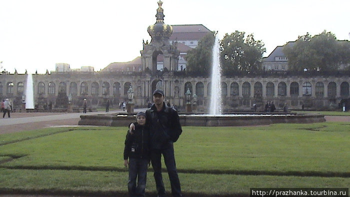Цвингер- здесь находится знаменитая Дрезденская картинная галерея, Сикстинская Мадонна Рафаэля тоже находится здесь, в Цвингере! Прага, Чехия
