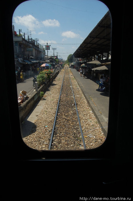 Тайские поезда Центральный и Восточный Таиланд, Таиланд