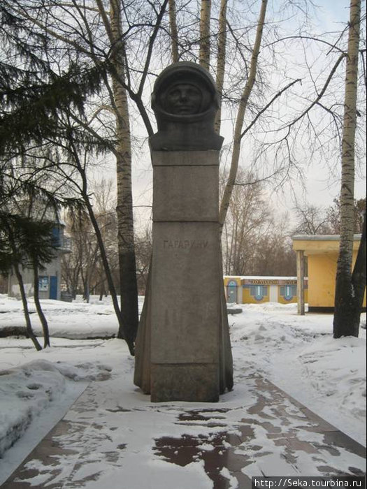 Бюст-монумент Новокузнецк, Россия