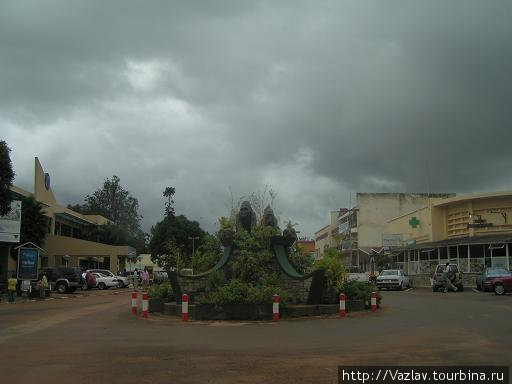 Памятник гориллам Кигали, Руанда
