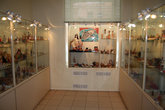 В экспозиции «Народная игрушка» представлены коллекции отечественной и зарубежной игрушки 19-20 веков.