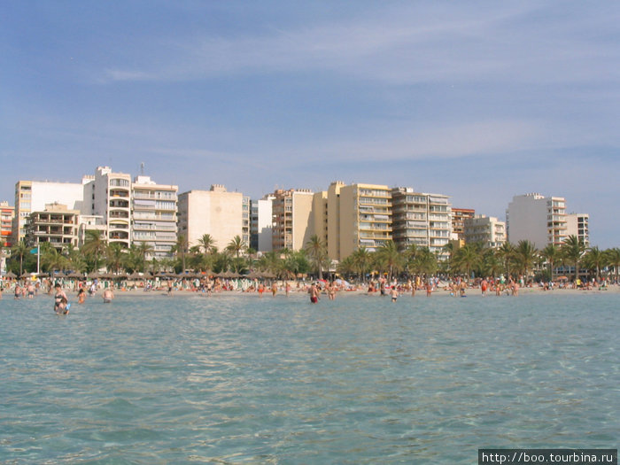 а где-то там и наш отель ) Эль-Аренал, остров Майорка, Испания