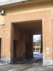 В Новокузнецке много домов с арками