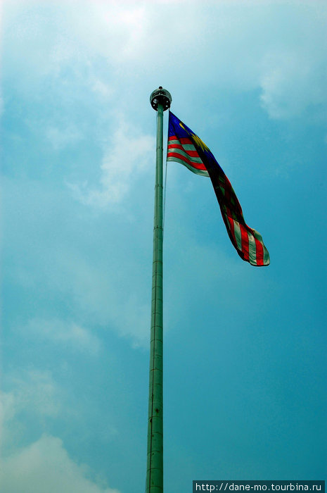Флаг Малайзии Куала-Лумпур, Малайзия