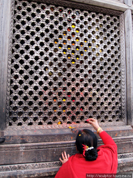 Непал. Окна. Двери. Замки. Катманду, Непал