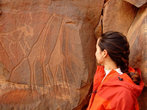 Этим наскальным рисункам более 7 000 — 8 000 лет.