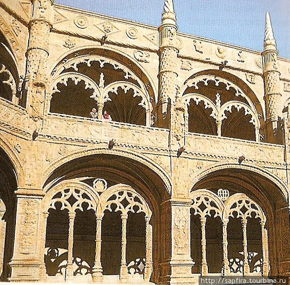 Монастырь Жеронимуш,внутрений двор. Лиссабон, Португалия