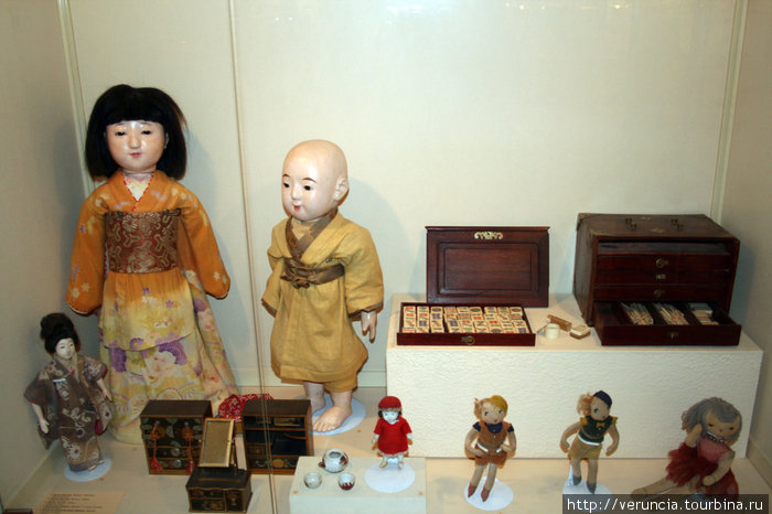 Куклы 19 века. Санкт-Петербург, Россия