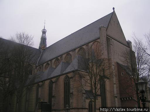 Здание церкви Алкмар, Нидерланды
