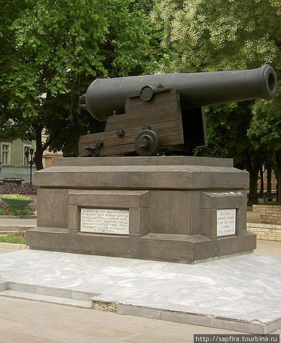 пушка на приморском бульваре Одесса, Украина