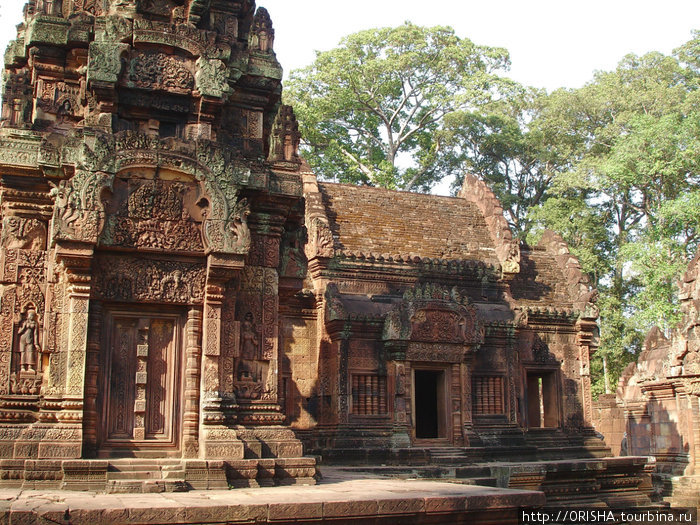 Храм Бантей Срей Камбоджа