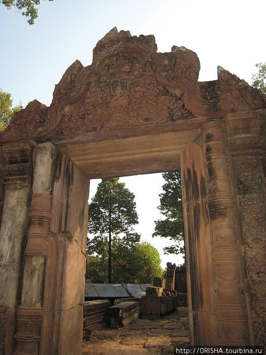 Храм Бантей Срей Камбоджа
