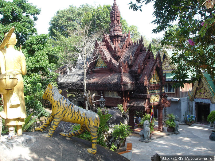 Храм на горе  Пном Кулен Камбоджа