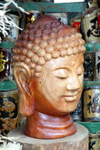 Голова Будды из цельного куска дерева