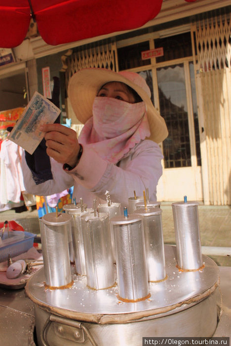 Большие деньги в руках, поэтому лицо прячу Камбоджа