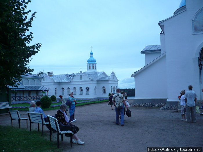 Покрово-Тервенический женский монастырь Лодейное Поле, Россия