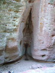 Пещера непорочной девы