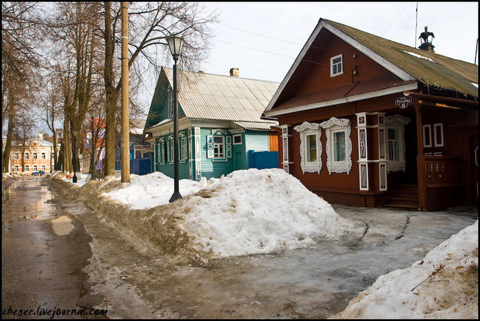 Улочки с цветастыми домами Городец, Россия