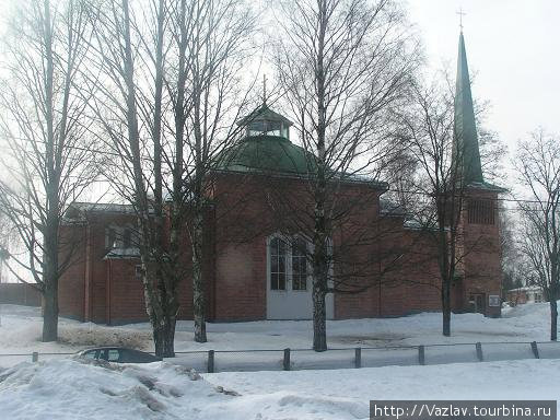 Храм среди деревьев Миккели, Финляндия