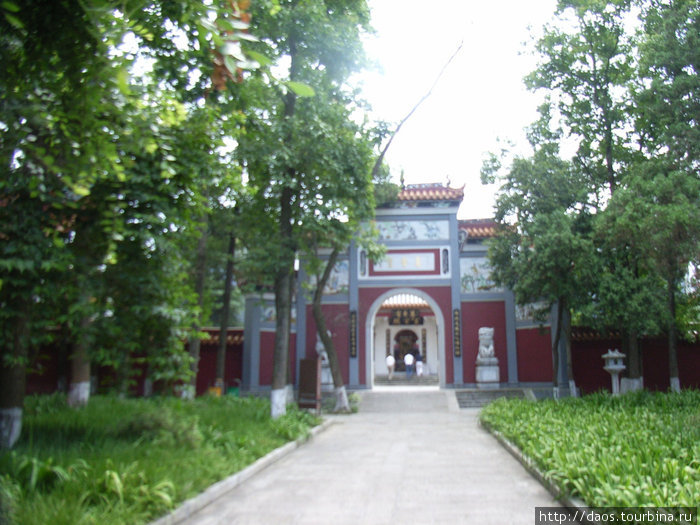 Великий Храм Южной Горы - изнутри Хэншань, Китай