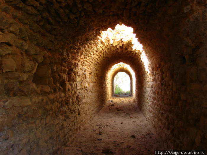 Коридоры руин Тунис
