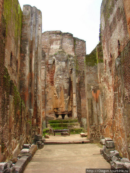 Большой индуистский храм Полоннарува, Шри-Ланка