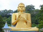 Будда,  буддисты строят большие храмы