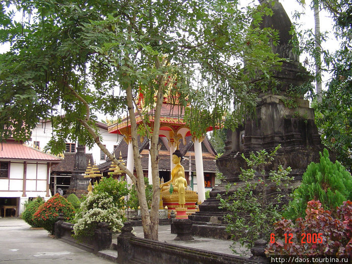 Храм Ват Си Сакет Вьентьян, Лаос