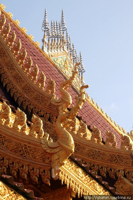 Крыша храма Вьентьян, Лаос