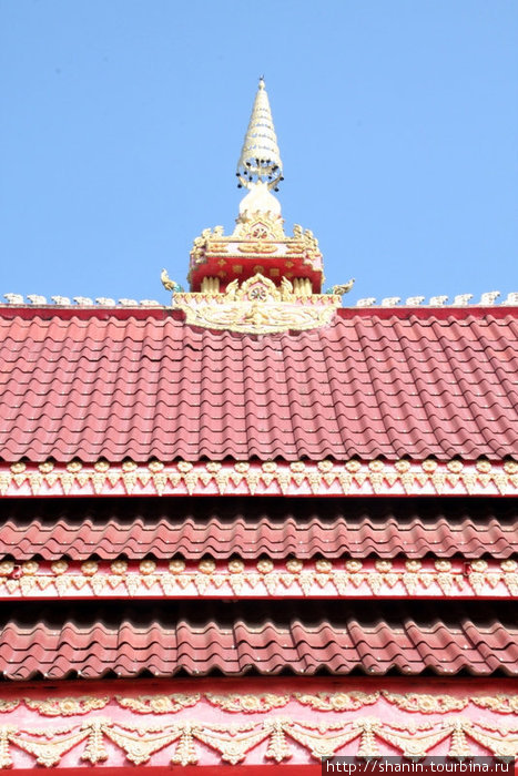 Черепичная крыша храма Вьентьян, Лаос