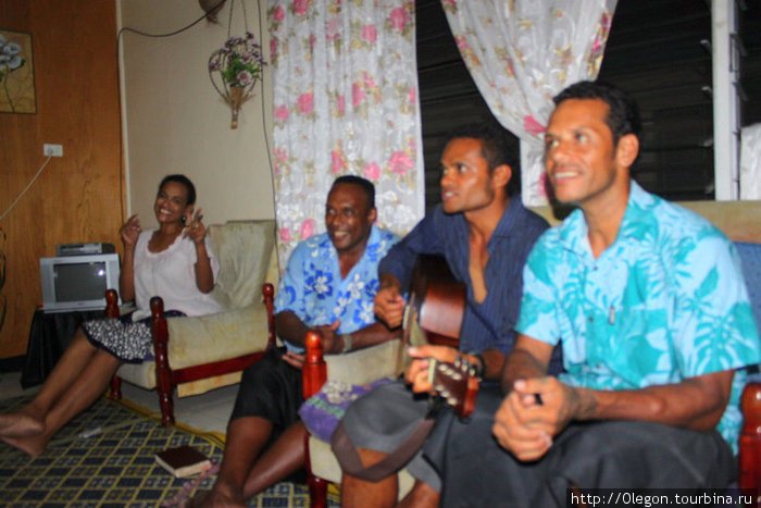 привет, мы вам споём песню Фиджи