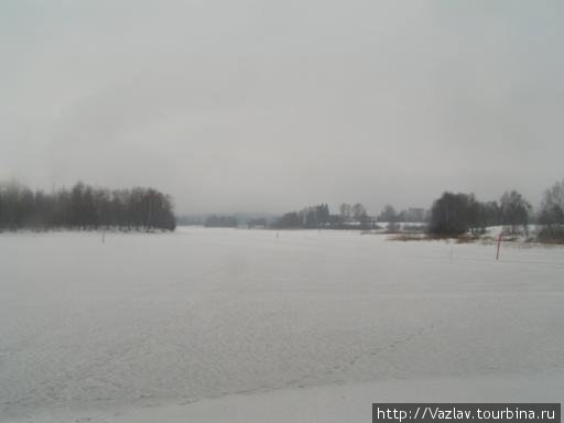 Заледеневшее озеро Миккели, Финляндия