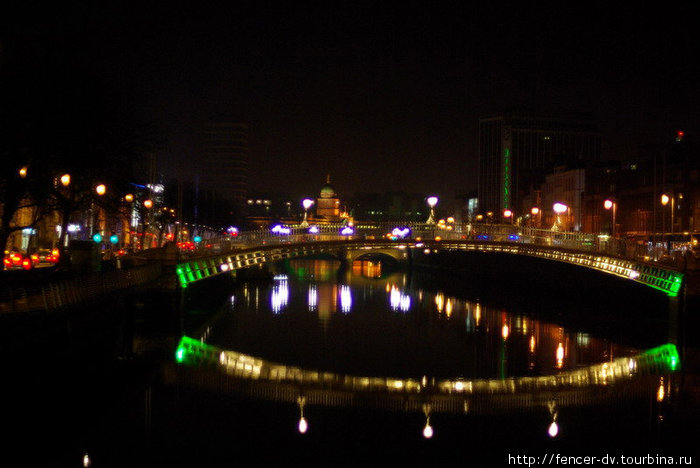 Мост на О’Коннелл Стрит, с шириной большей длины Дублин, Ирландия