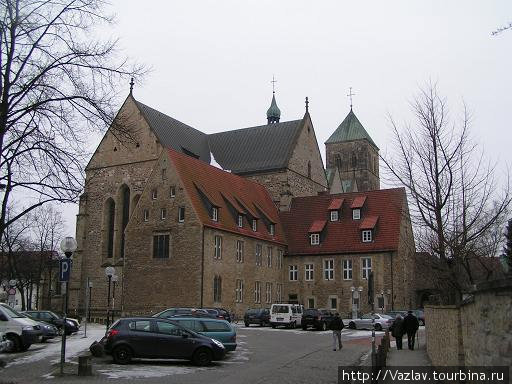 Внешний вид собора Оснабрюк, Германия