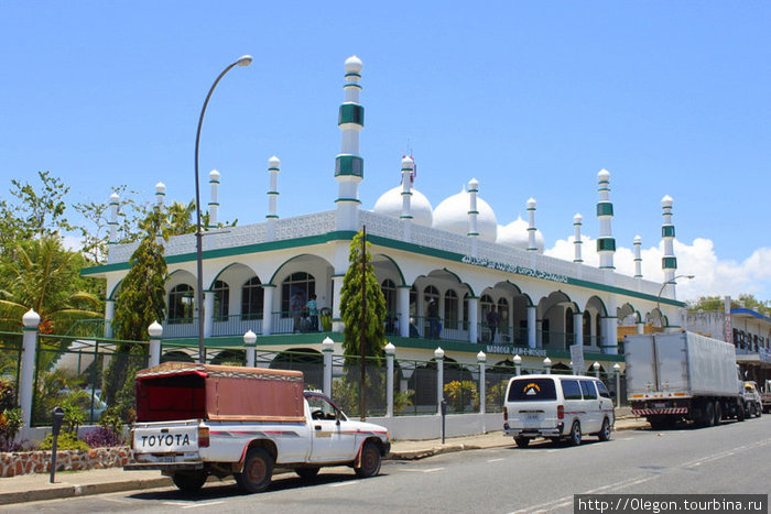 мечеть в деревне Сигатока Нанди, остров Вити-Леву, Фиджи
